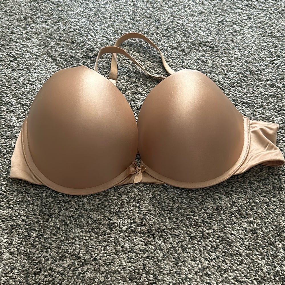Tan bra